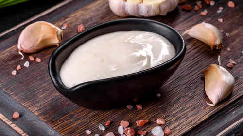 Pot of Garlic Sauce
